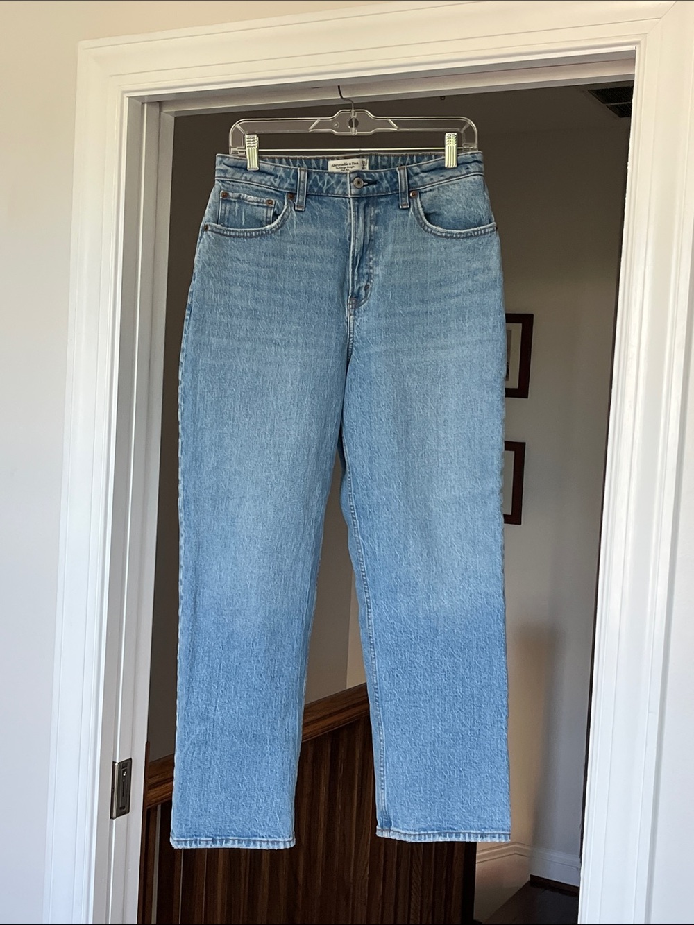 Abercrombie High Rise Vintage Straight jeans in curve love, 29/8R